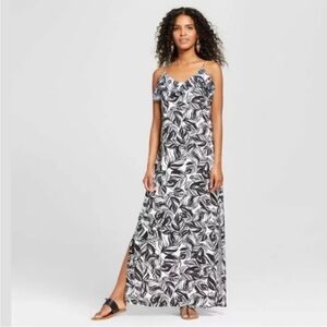 NWT Mossimo Supply Co. Black and White Leaf Maxi Dress
